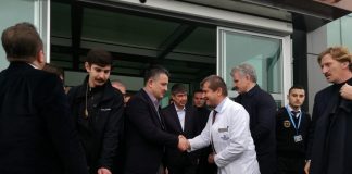 Hortumda yaralanan hastamızı ziyaret ettiler